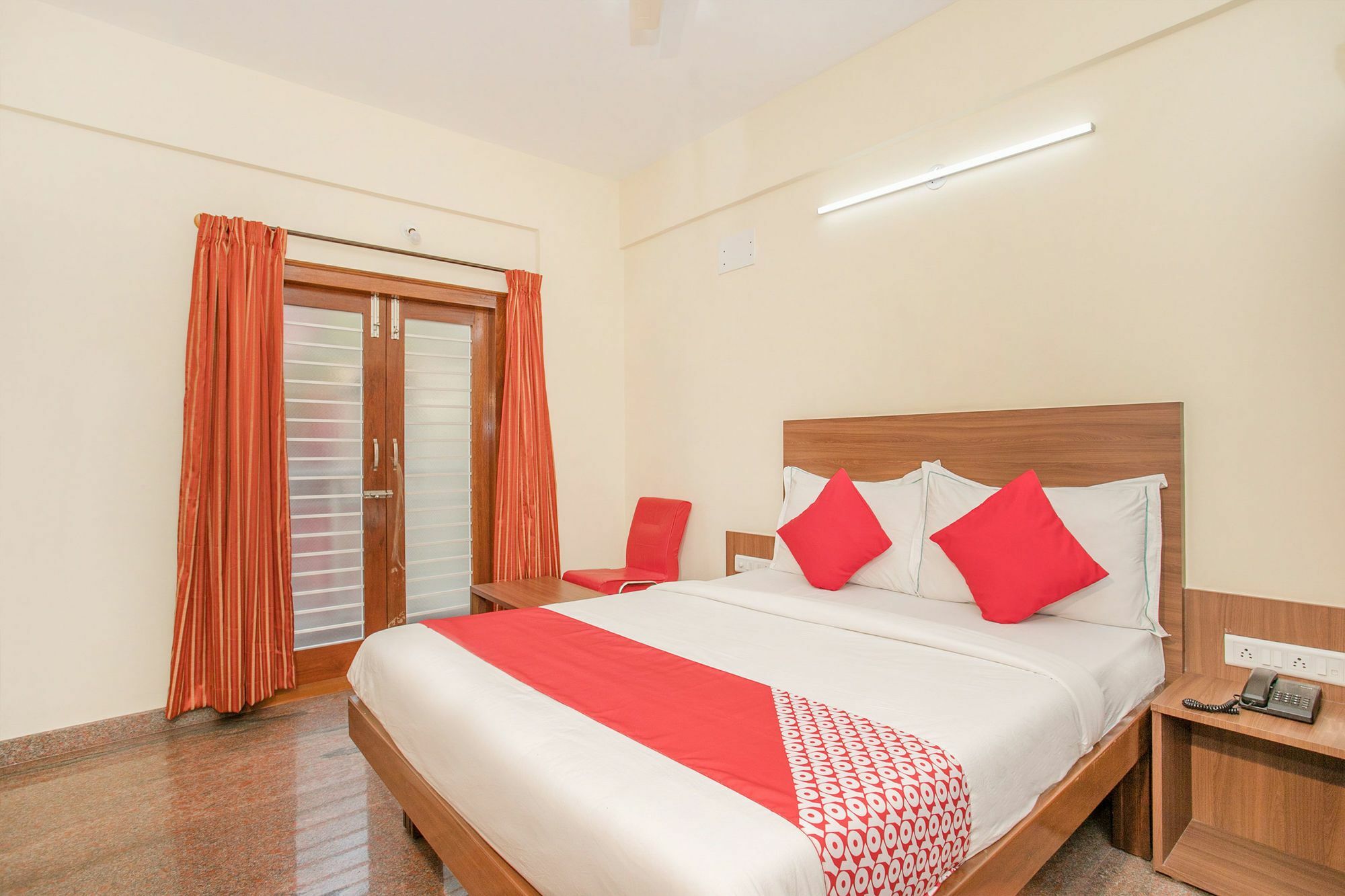 Hotel O Champion Comfort Near Hosahalli Metro Station Бангалор Екстериор снимка