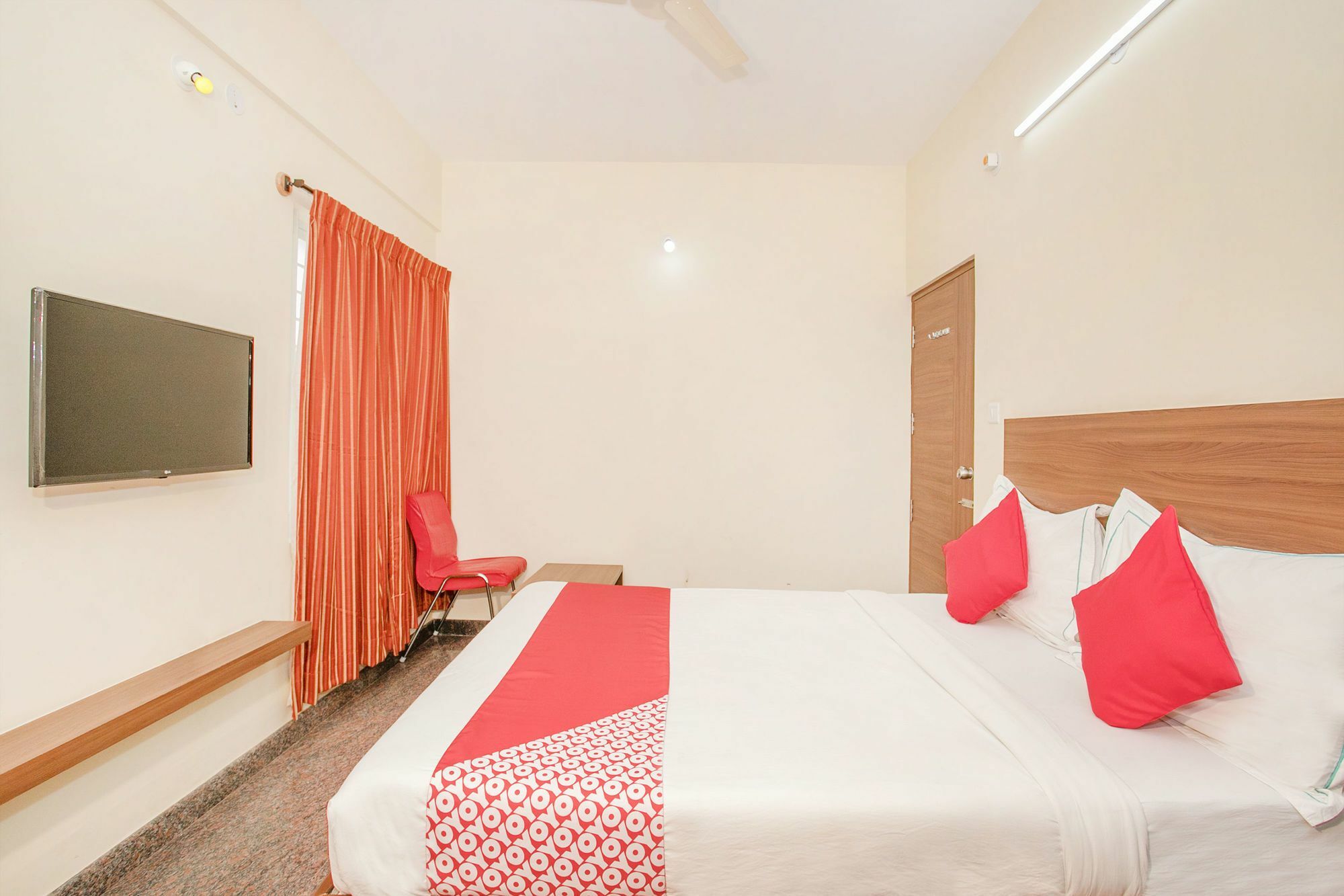 Hotel O Champion Comfort Near Hosahalli Metro Station Бангалор Екстериор снимка